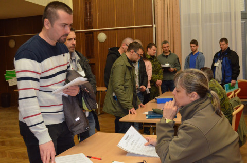 Základní armádní výcvik zahájili i záložníci a dobrovolníci