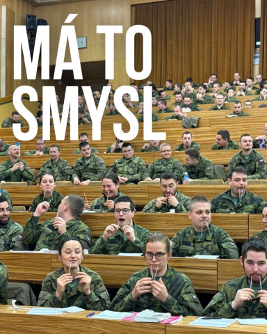 Pomáhat druhým považujeme za přirozenou součást služby hned od prvního dne